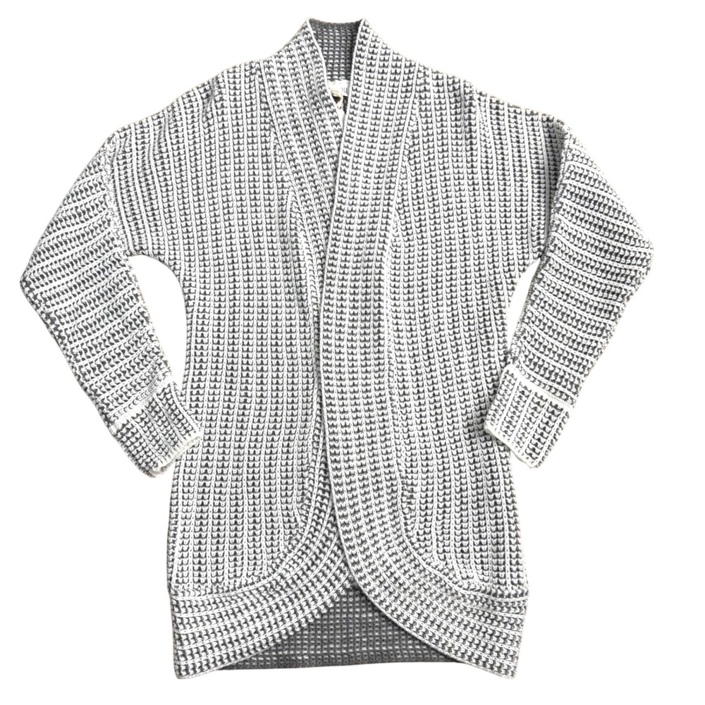 NWT Pink Rose Waffle Knit Cardigan Womensโ Size S Grey Fall Cozy Cottage Vibe